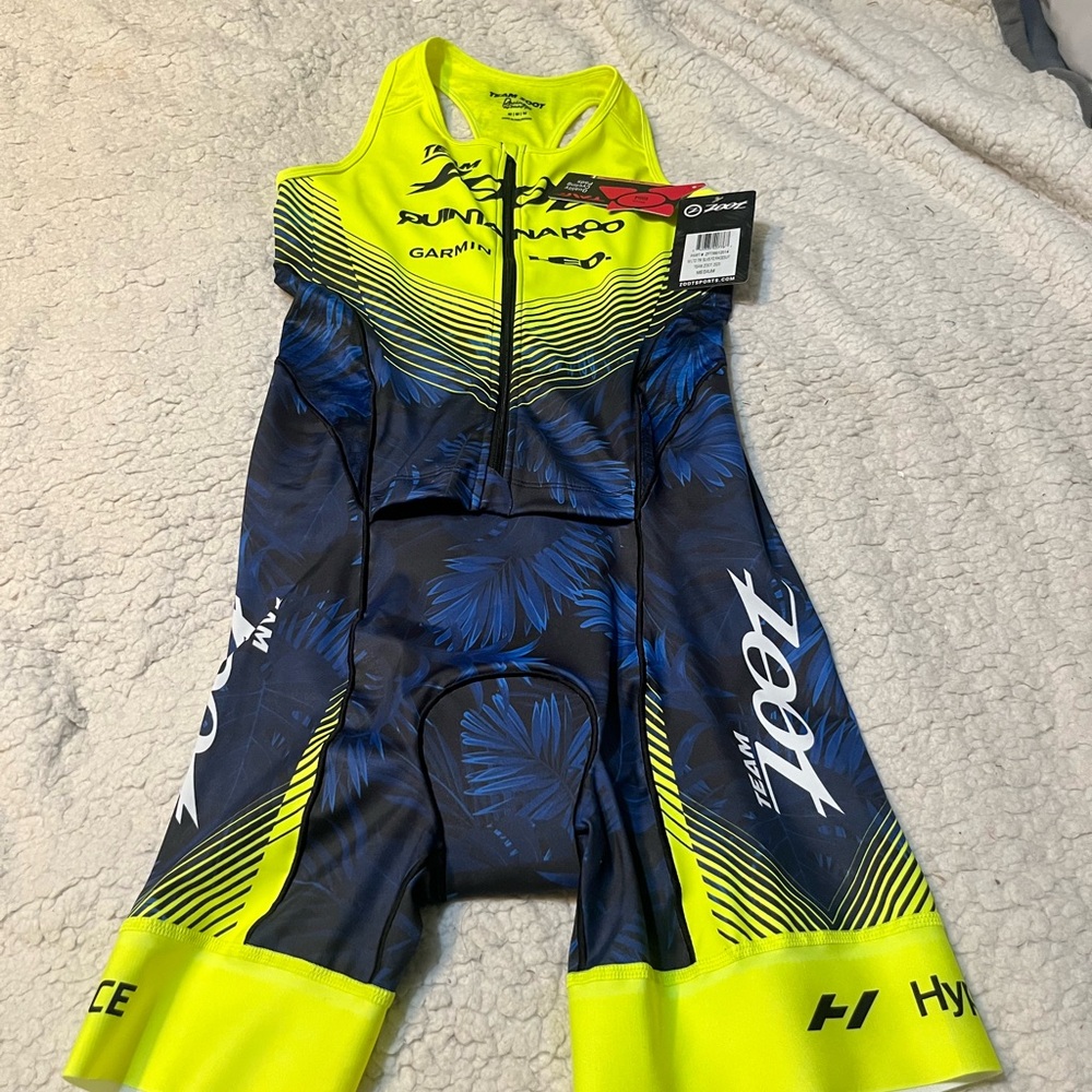 Team Zoot Women’s Tri Suit size M - Neon Yellow and Navy. New with tags.